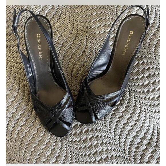 Naturalizer Sling Back Pump - Picture 1 of 4
